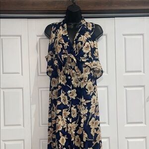 Scarlett Navy and Cream Floral Maxi Dress